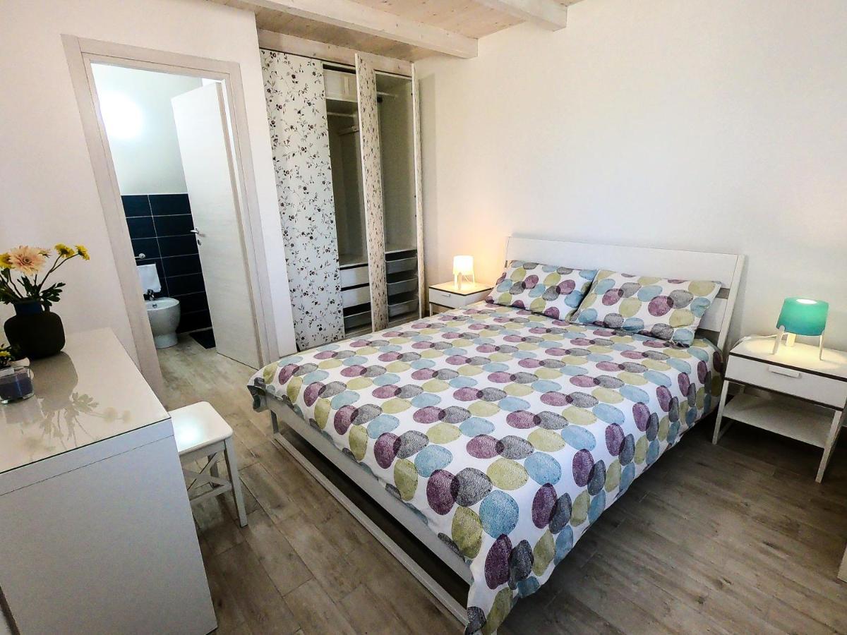 איספיקה Villa Il Sole מראה חיצוני תמונה